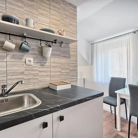 Apartment Loft Split