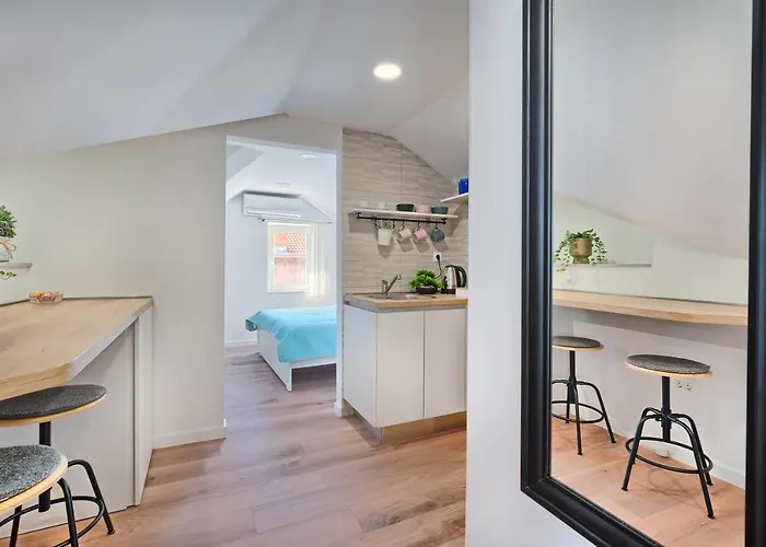 Loft * Split